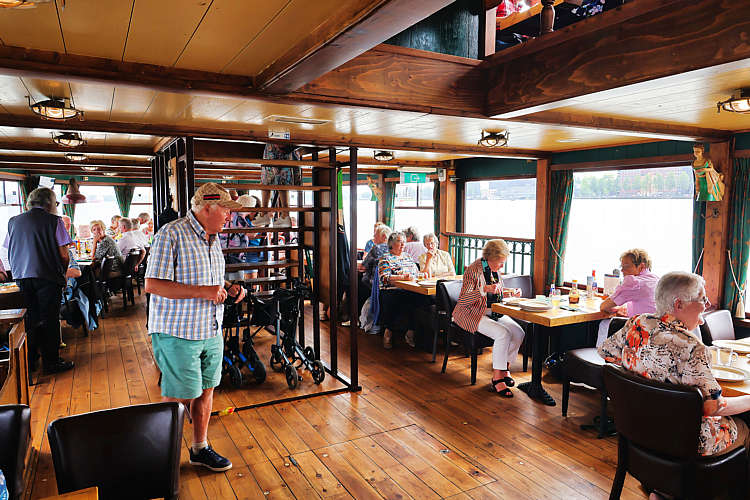 18 mei 2022 - Seniorenuitje-Pannenkoekenboot_052